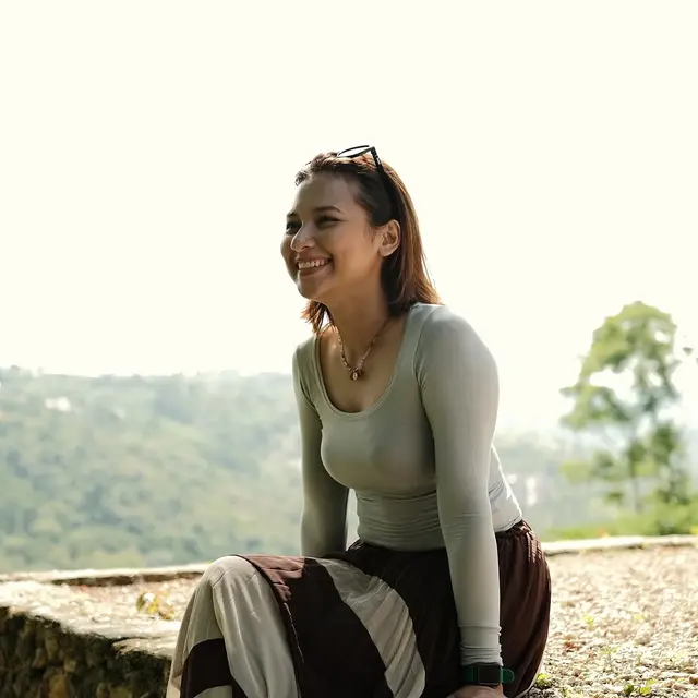 Indah Permatasari dan Naka