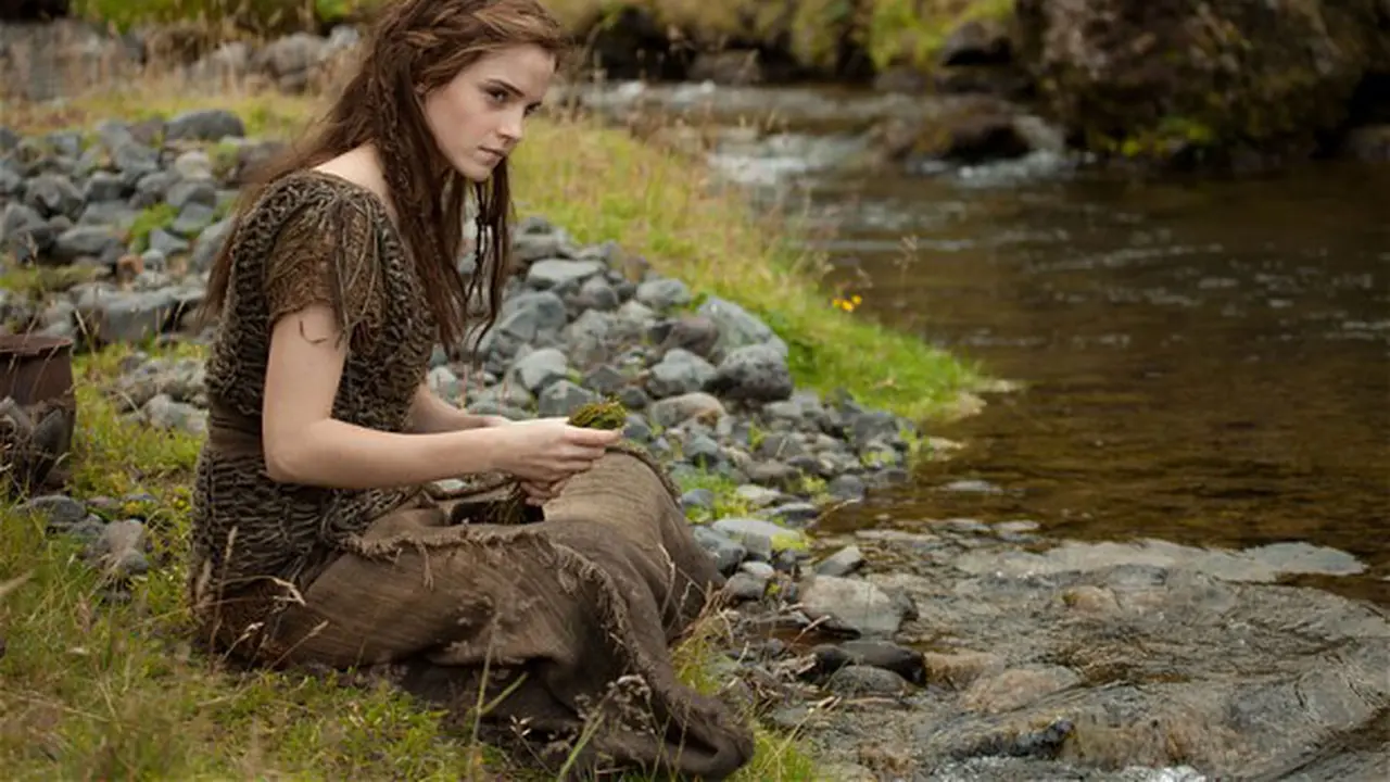 Trailer Nabi Nuh Suguhkan Adegan Ciuman Emma Watson