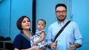 Surya Saputra dan Cynthia Lamusu kini sedang menikmati perannya sebagai orang tua dan merawat anak kembar mereka yang semakin menggemaskan. (Nurwahyunan/Bintang.com)