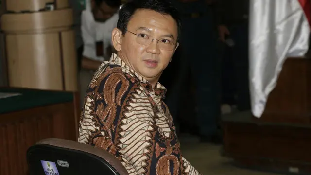 Sidang Ahok: Air Mata, Keluarga Muslim, Dugaan Penistaan Agama