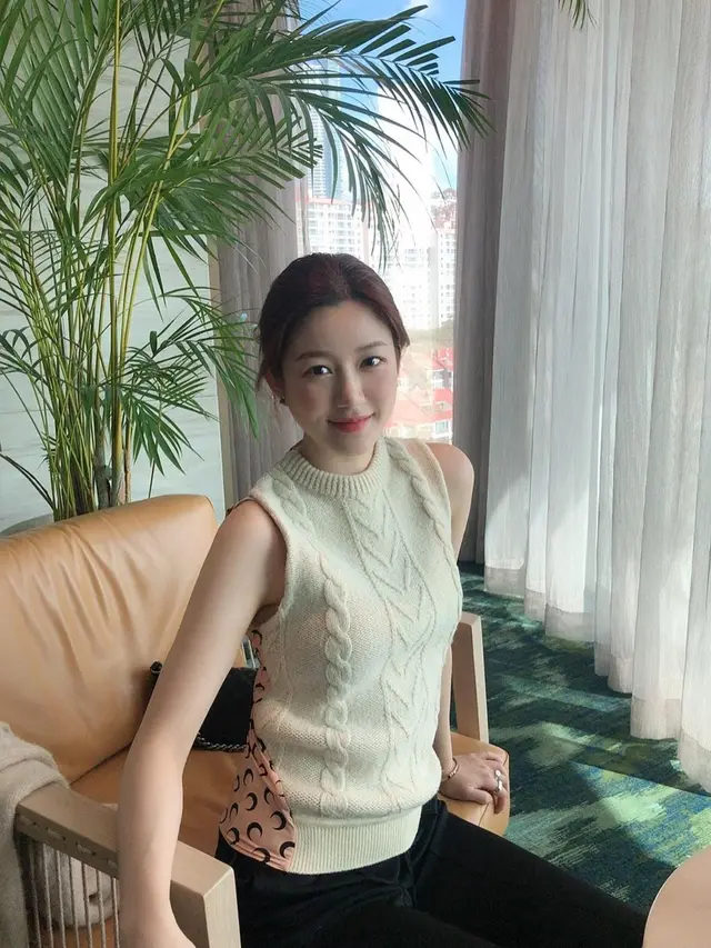 Pesona Lee Da In, Calon Istri Lee Seung Gi yang Menjadi Sorotan