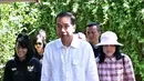 Jokowi Momong Cucu
