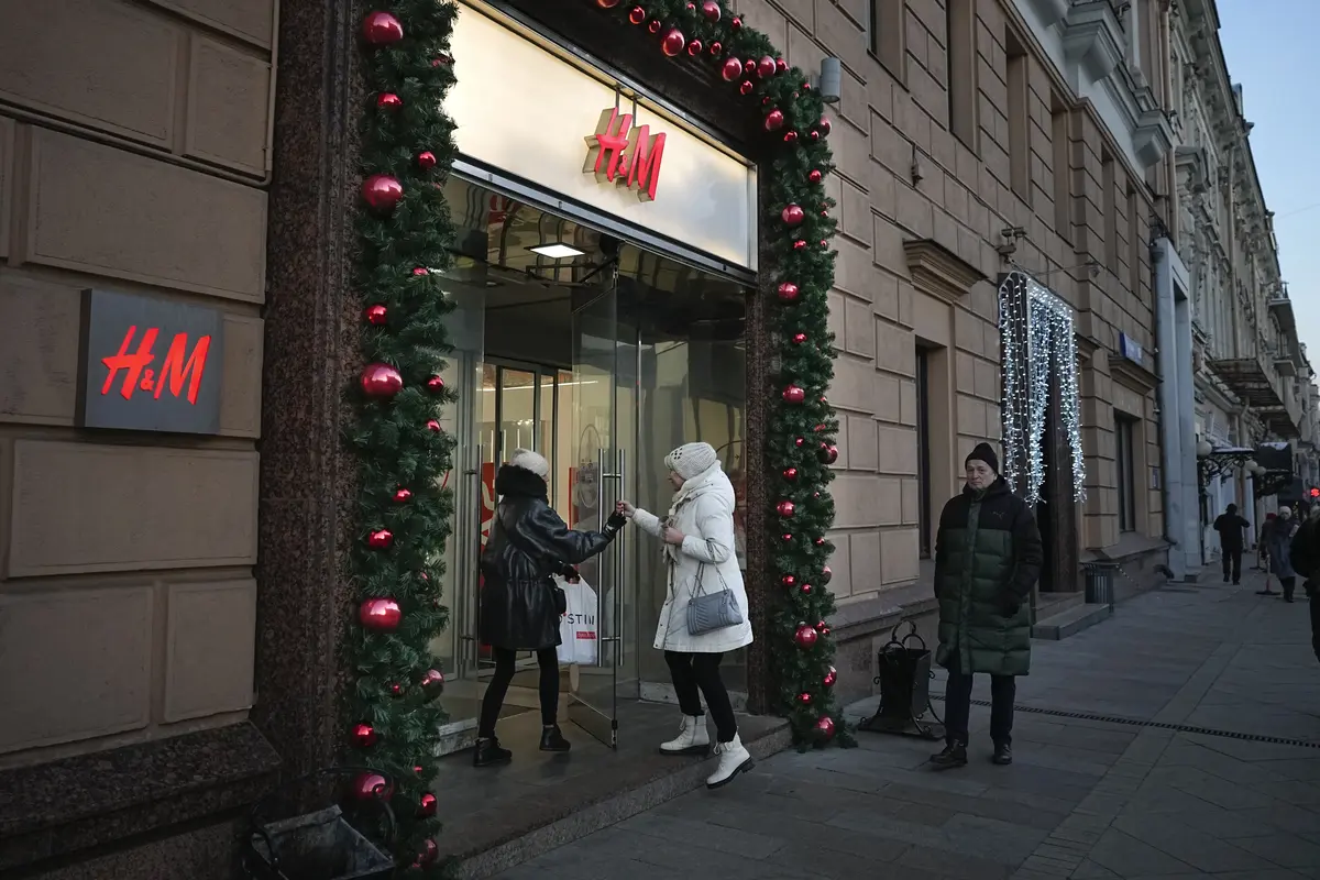 Toko Pakaian H&M di Rusia