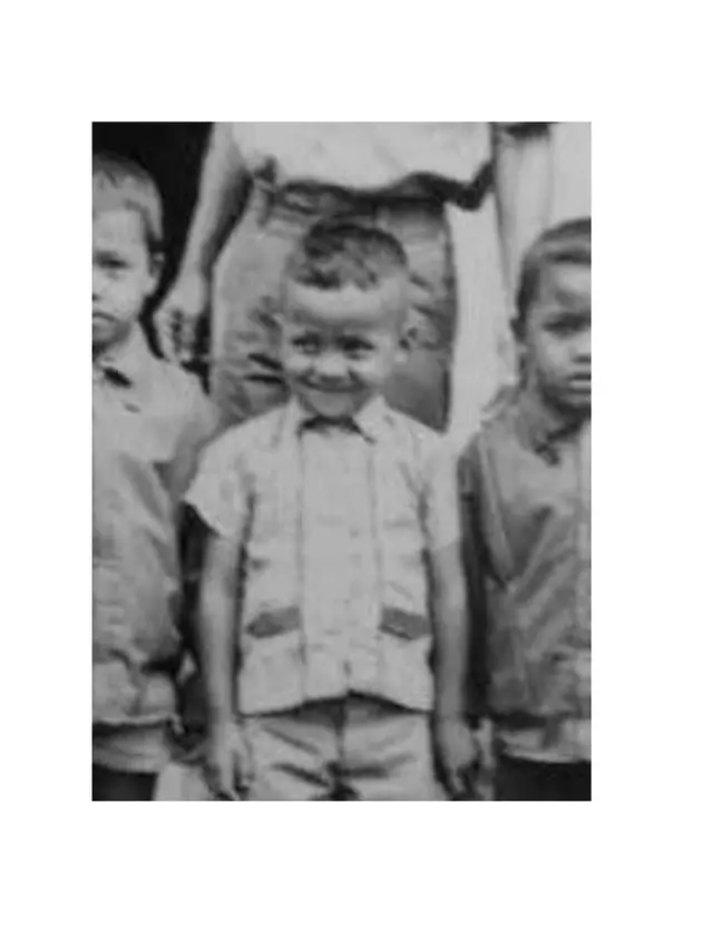 6 Foto Lawas Masa Kecil Capres Ini Bikin Gemas, Curi Perhatian