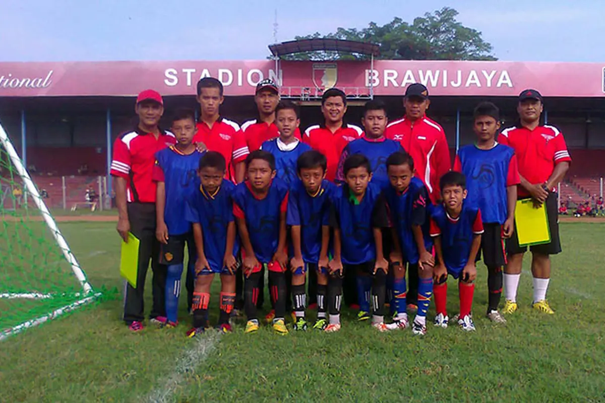 Legenda Persik