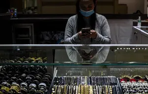 Perbandingan Harga Emas Perhiasan di Raja Emas dan Laku Emas per 18 September 2026