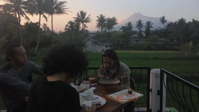 D'Padukan Pie And Resto
