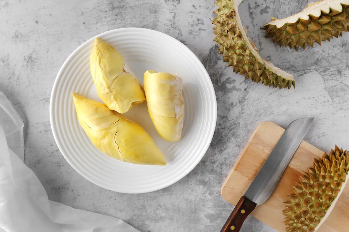 ilustrasi durian/eakasarn/shutterstock