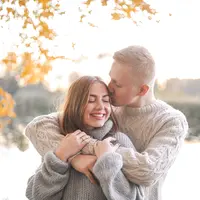 ilustrasi pasangan bahagia/copyright unsplash.com/Taisiia Stupak