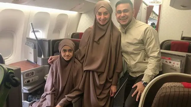 Potret Asila Maisa Putri Ramzi Saat Umroh, Cantik Berhijab