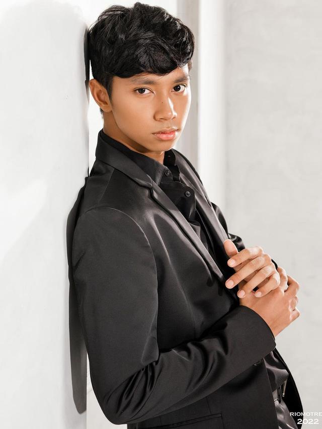 Gaya Pemotretan Terbaru 7 Pemain Dari Jendela SMP, Tampil Memukau