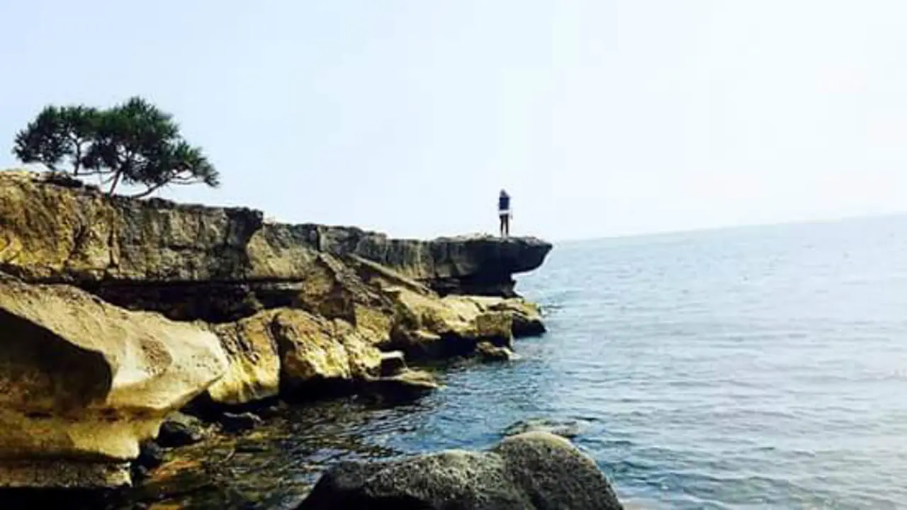 Pantai Punaga