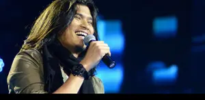 Lontong buatan Ibunda adalah makanan terlezat di dunia bagi Virza Idol.