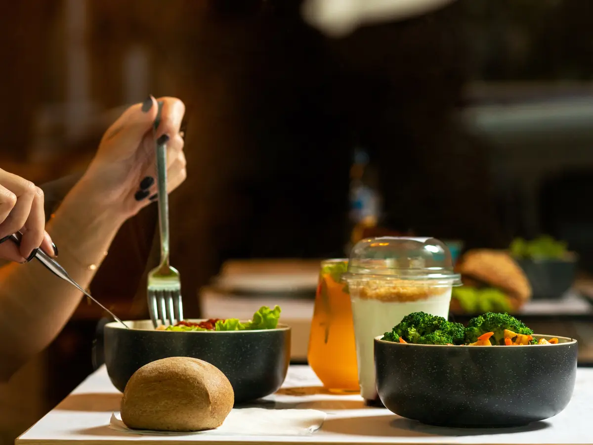 Diet GERD: Panduan Lengkap Mengatasi Asam Lambung dan Meredakan Gejala Gastroesophageal Reflux Disease - Jenis makanan yang dapat memicu gejala GERD