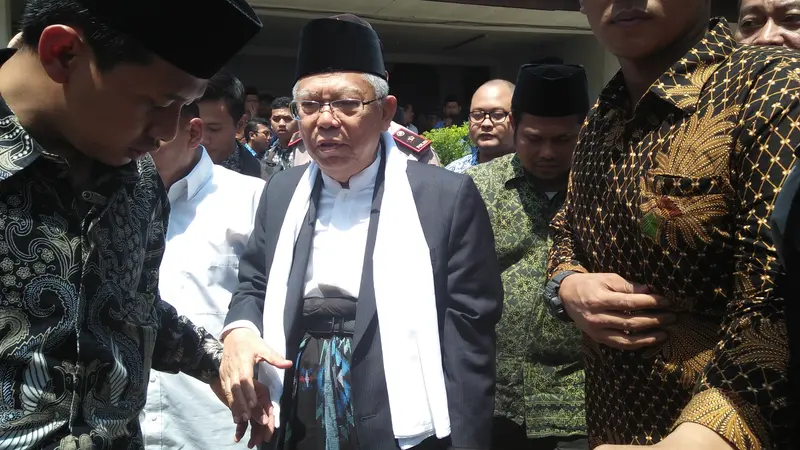 Bakal calon wakil presiden Ma'ruf Amin mendatangi kampus Untirta Banten