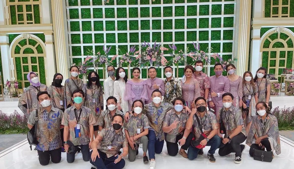 Azriel Hermansyah dan Sarah Menzel (Instagram/ashanty_ash)