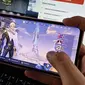 Uji Performa HP Oppo Find N3 Flip dengan Bermain Game Mobile Legends. (Liputan6.com/Labib Fairuz)