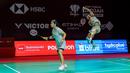 Pasangan ganda campuran Indonesia, Jafar Hidayatullah/Felisha Pasaribu berusaha mengembalikan kok ke arah wakil Korea Selatan, Kim Jae Hyeon/Jang Ha Jeong dalam babak 32 besar Indonesia Open 2026 di Istora Senayan, Jakarta, Rabu (03/06/2026). (Bola.com/Bagaskara Lazuardi)