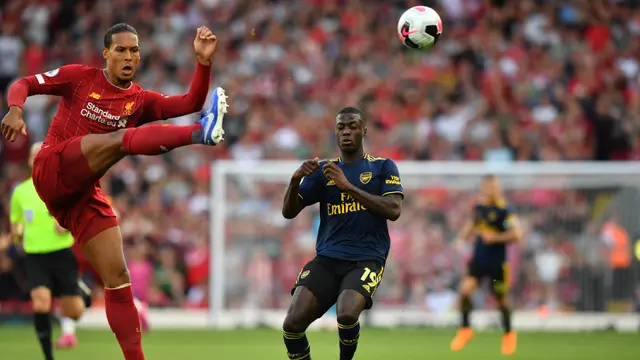 FOTO: Hajar Arsenal, Liverpool Kuasai Puncak Klasemen