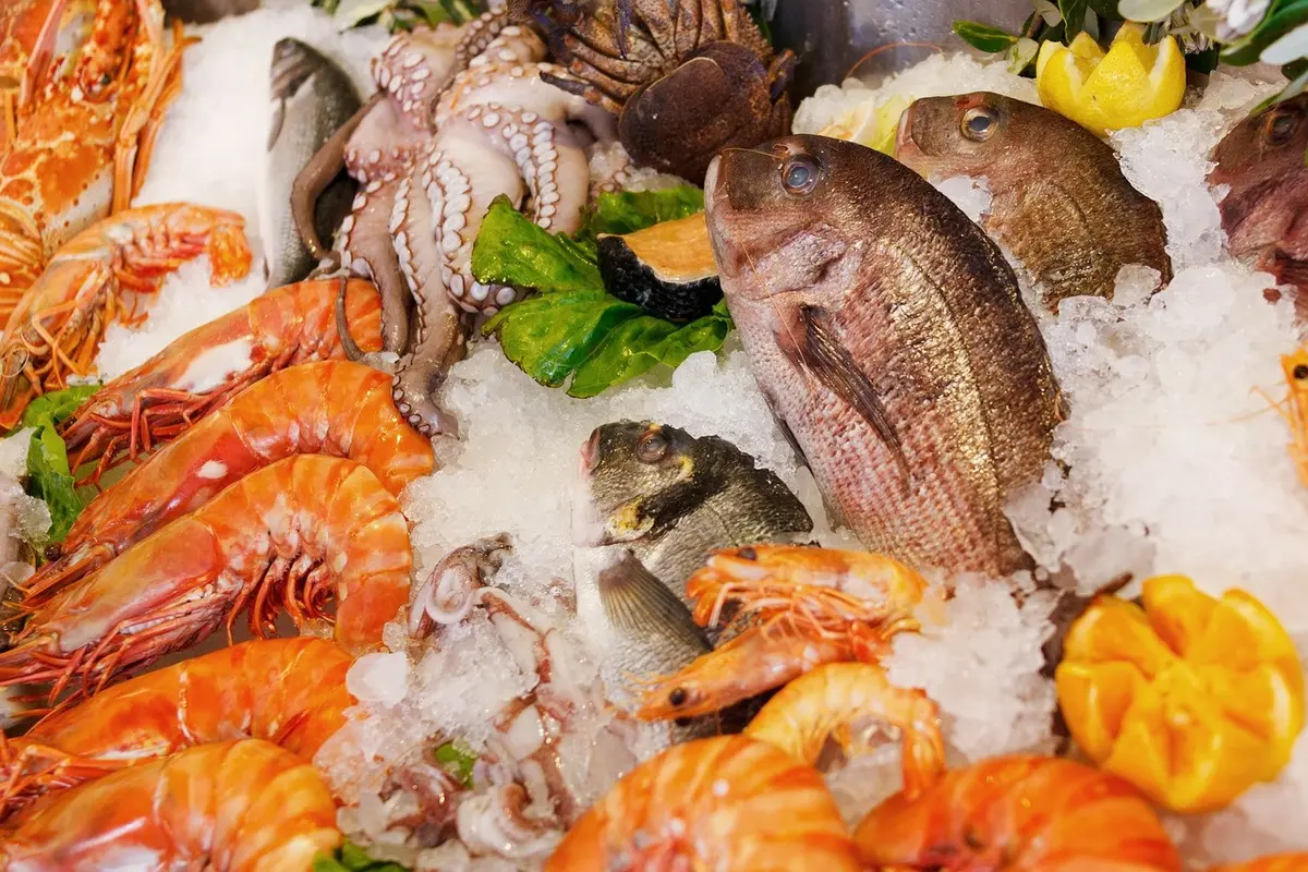 Bau amis pada seafood