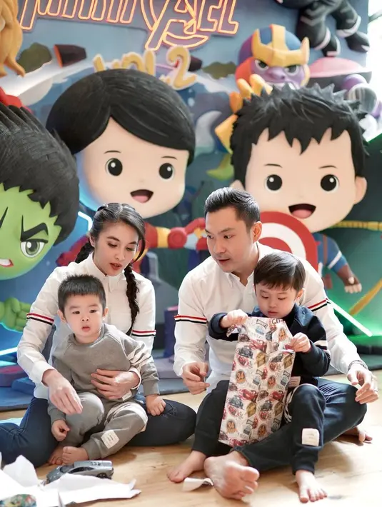 Ultah Mikhael Moeis Anak Sandra Dewi (Instagram/sandradewi88)