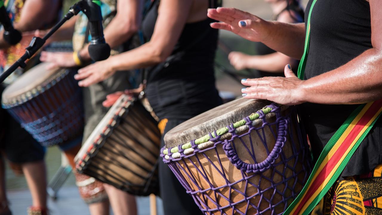 11 Contoh Alat Musik Ritmis, Kenali Fungsinya dalam Instrumen