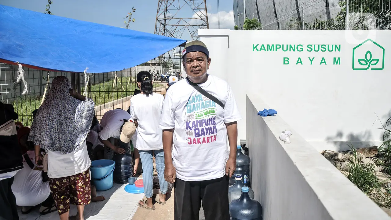 Minta Segera Ditempatkan, Warga Kampung Susun Bayam Bertahan di Tenda