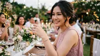 7 Gelang Emas Ringan Tapi Tampak Mewah untuk Pesta, Tampil Elegan Berkelas