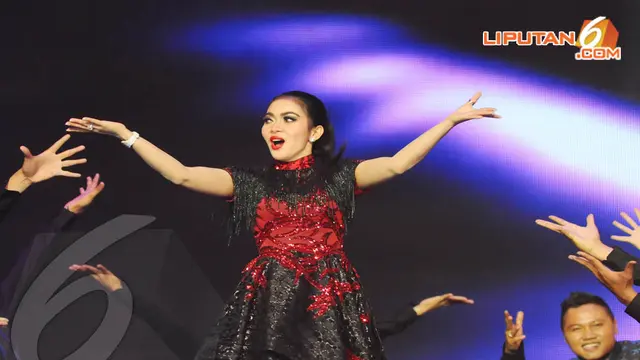 [FOTO] Parade Artis SCTV Music Awards 2014