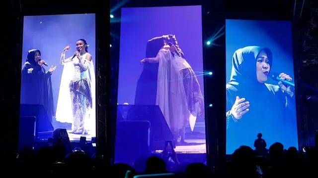 Momen spesial Yura Yunita bernyanyi bersama ibunda di konser Tutur Batin Jakarta.
