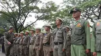 Wali Kota Bandung Ridwan Kamil bakal menambah jumlah personel Satpol PP Kota Bandung. (dok. Humas Bandung)
