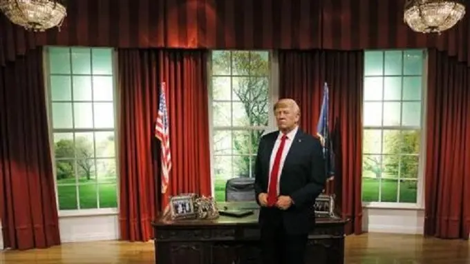 [Bintang] Patung Lilin Donald Trump