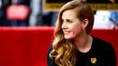 Tak ada nama Amy Adams dalam nomine Aktris Terbaik Oscar 2017. Padahal, film yang dibintangi Amy Adams, Arrival, berhasil masuk delapan nominasi, termasuk Film Terbaik dan Sutradara Terbaik. (Photo by Rich Fury/Invision/AP)