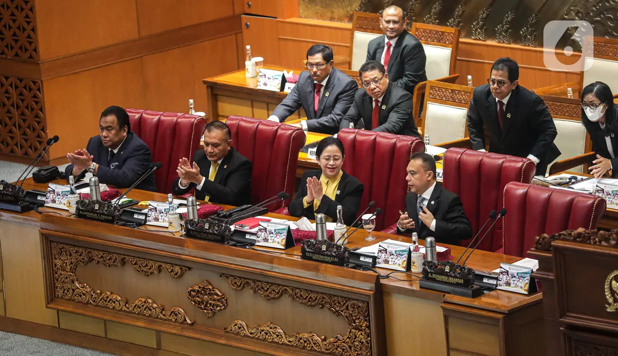 Setelah masa sidang dibuka, DPR akan menjalankan tugas untuk mengadakan rapat bersama mitra kerja pemerintah untuk membahas sejumlah UU dan isu terkini. (Liputan6.com/Faizal Fanani)