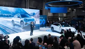 BYD perkenalkan Sealion 7 di ajang Paris Auto Show, di Prancis. (arenaev/Rendy Yansah)