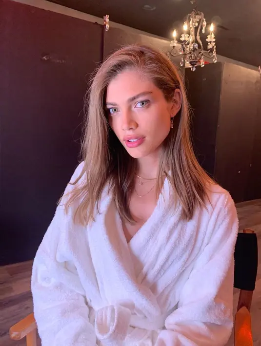 (Instagram/valentts)