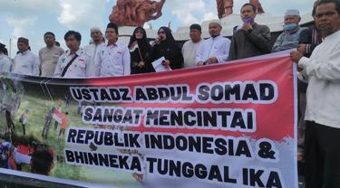 Aksi damai bela Ustaz Abdul Somad di Pekanbaru karena penolakan Singapura.