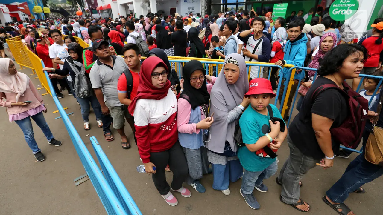 Rela Antre Sebelum Toko Buka, Demi Suvenir Asian Games