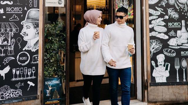 7 Potret Citra Kirana dan Rezky Aditya Kenakan Baju Kembar, Serasi Banget