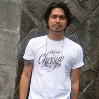 Penyanyi muda Petra Sihombing terlibat dalam proyek album 'Melody Chrisye'. Ia mengaransemen ulang lagu Pagi dari album yang dirilis pada 1996. (Deki Prayoga/Bintang.com)