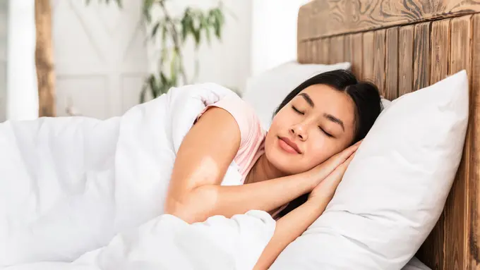 5 Kebiasaan Sederhana yang Bisa Membuat Tidur Lebih Nyenyak
