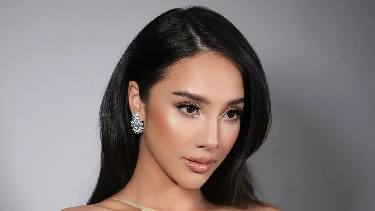 Gaya Anya Geraldine Dipulas Glam Makeup Look, Tampil Manglingi Disebut bak Miss Universe