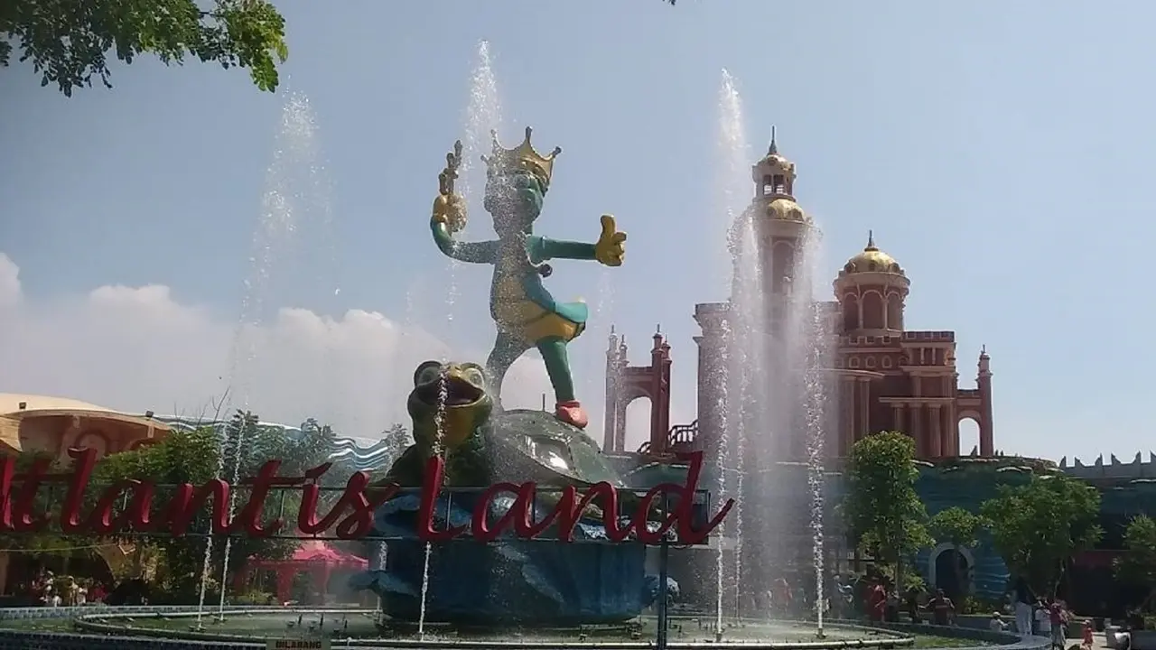 Kenjeran Park, Surabaya. (dok. Instagram @kenparksurabaya/https://www.instagram.com/p/BUb1UDhBq_d/)