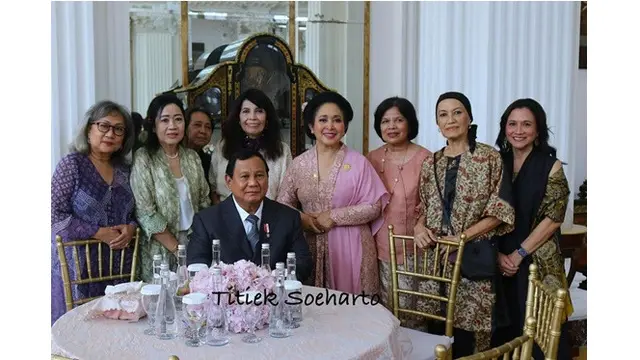6 Potret Titiek Soeharto Usai Acara Pelantikan DPR RI, Syukuran Bersama Keluarga