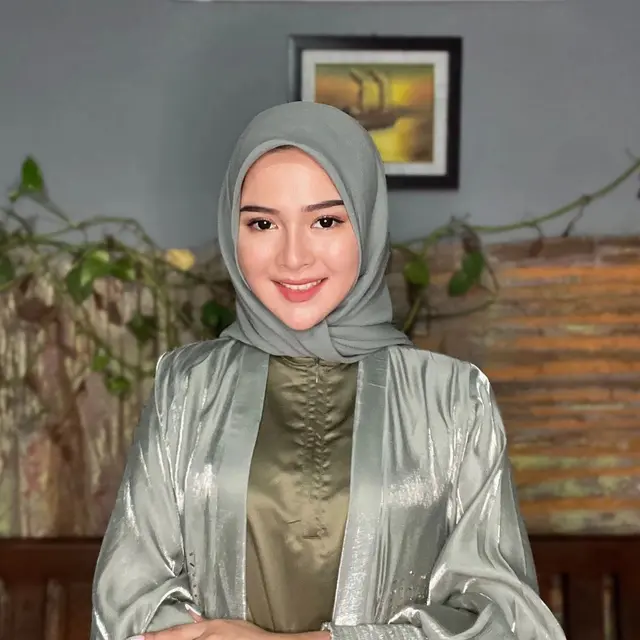 Dikabarkan Telah Resmi Menikah, Ini 6 Potret Bella Bonita di Malam Pengajian