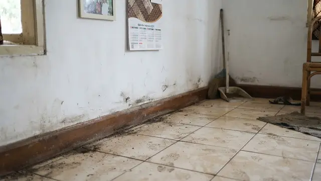 Dinding Dekat Lantai Sering Terlihat Lebih Kotor