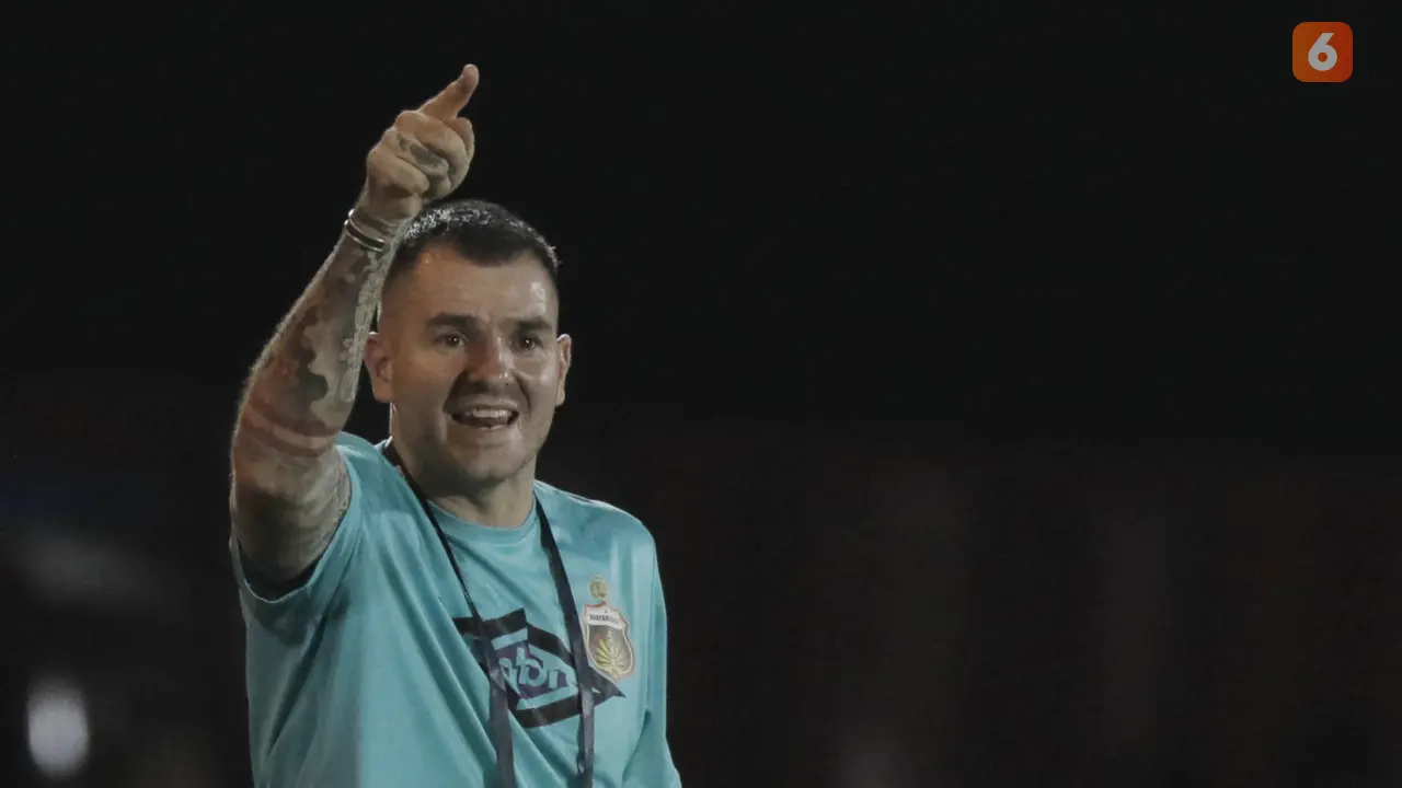 Simon McMenemy