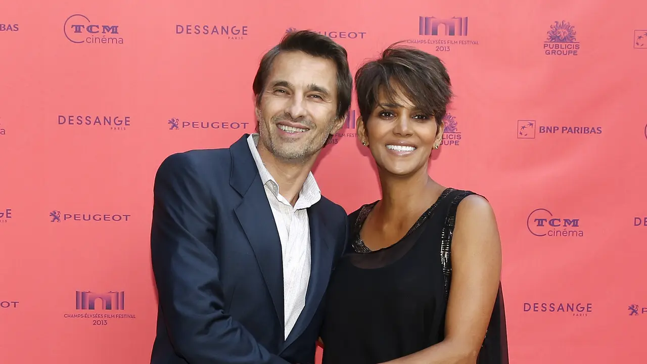 [Bintang] Halle Berry dan Olivier Martinez