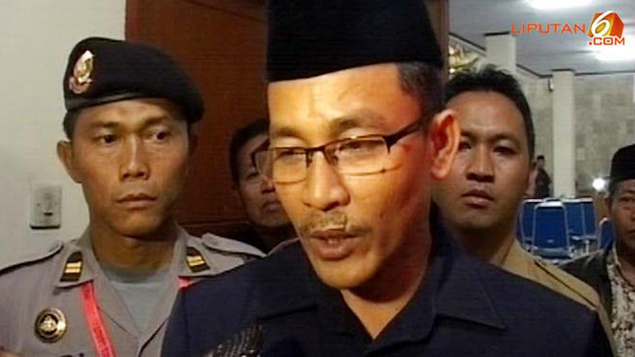 Rekomendasi Pemecatan Bupati Aceng Diserahkan ke MA