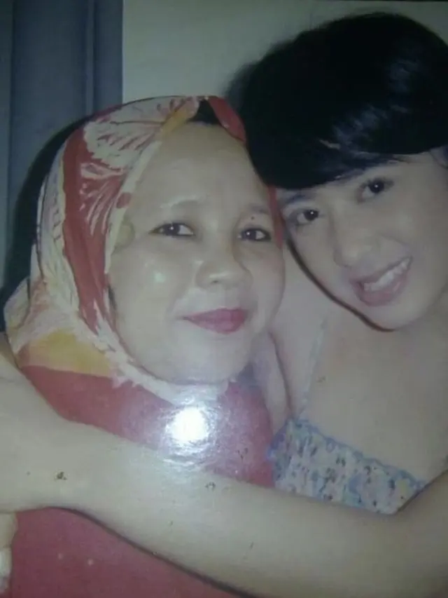 6 Foto Lawas Dewi Perssik saat ABG Belum Menikah, Curi Perhatian